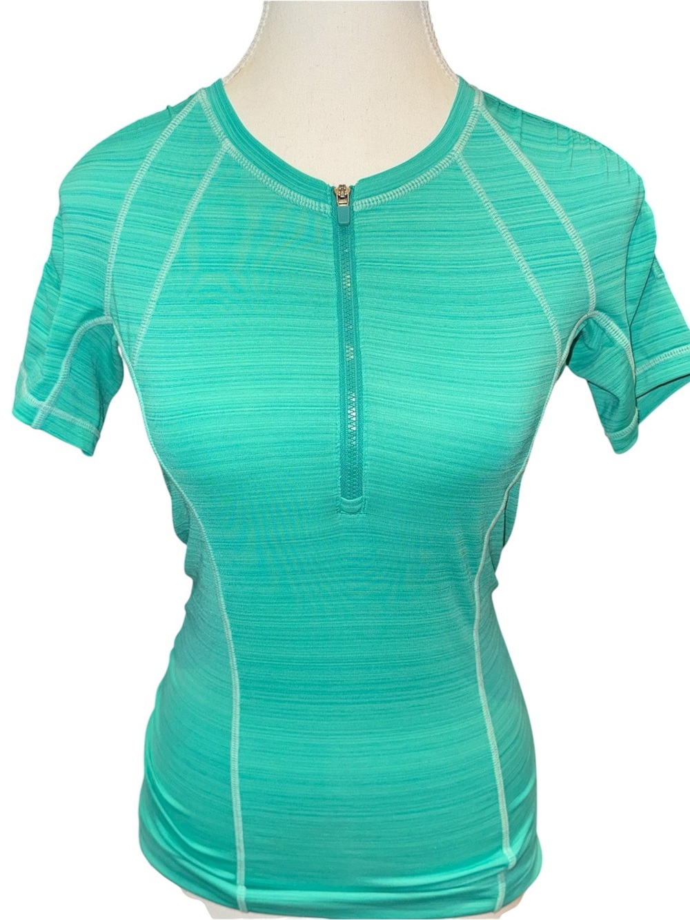 Athleta cycle jersey top